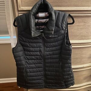 Columbia Omniheat vest, size large